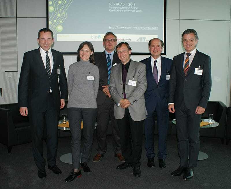 © GSV Das hochkarätige Podium diskutierte mit viel Weitsicht im Rahmen des GSV-Forums über die Mobilität von morgen.
